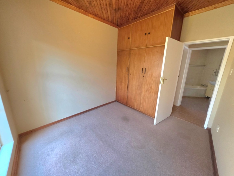5 Bedroom Property for Sale in Panorama Free State